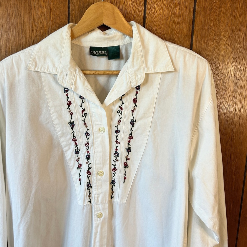 Vintage SADDLEBRED Womens White Embroidered Floral Button‎ Up Cottage Grandma